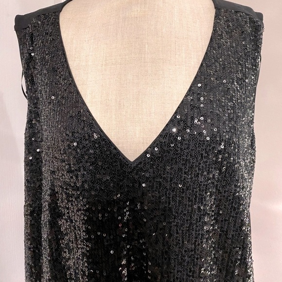 Brand New Top With Tags Michael kors sleeveless top size 1X - Picture 3 of 9